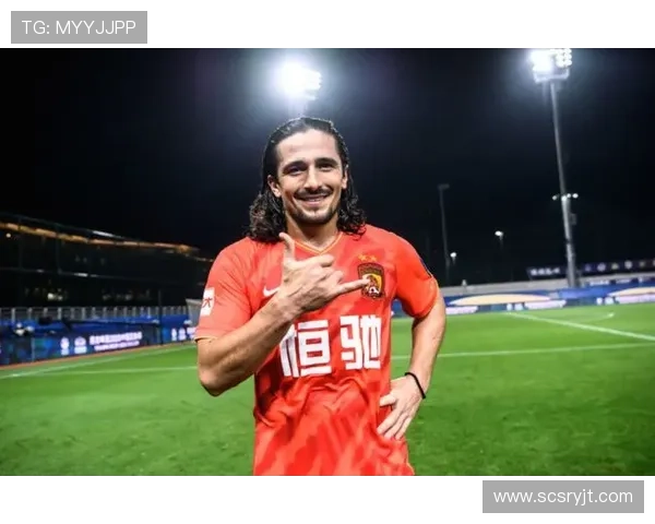 全球足球明星姓名及其精彩瞬间图片汇总大全